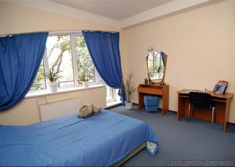 Mesogios Hotel Chisinau Quarto foto